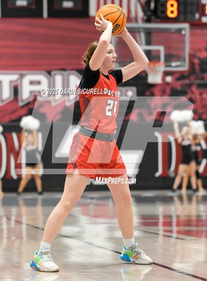 Thumbnail 2 in Tucson High Magnet School vs Red Mountain (AIA 6A Play-In) photogallery.
