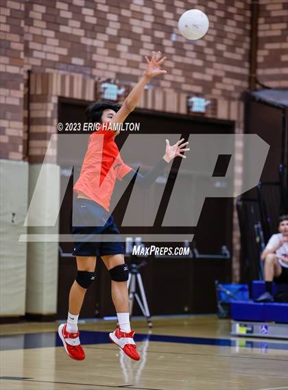Thumbnail 2 in Harvard-Westlake @ Loyola photogallery.