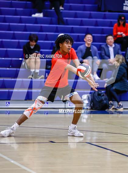 Thumbnail 2 in Harvard-Westlake @ Loyola photogallery.