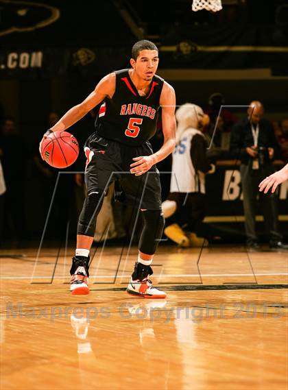 Thumbnail 1 in Valor Christian vs. Lewis-Palmer (CHSAA 4A Final) photogallery.