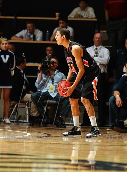 Thumbnail 3 in Valor Christian vs. Lewis-Palmer (CHSAA 4A Final) photogallery.