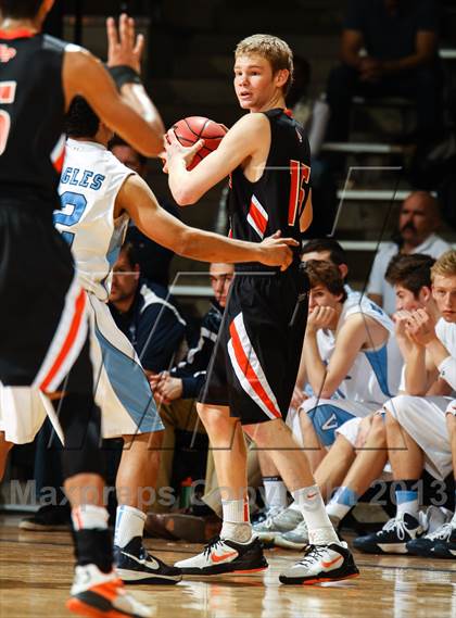 Thumbnail 3 in Valor Christian vs. Lewis-Palmer (CHSAA 4A Final) photogallery.