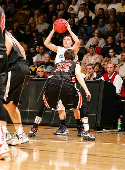 Thumbnail 3 in Valor Christian vs. Lewis-Palmer (CHSAA 4A Final) photogallery.