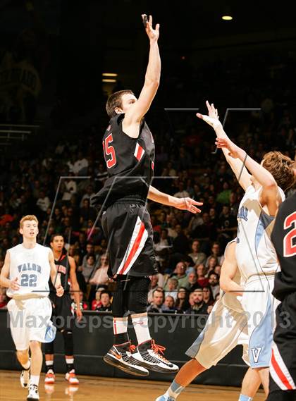 Thumbnail 2 in Valor Christian vs. Lewis-Palmer (CHSAA 4A Final) photogallery.