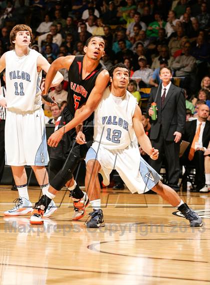 Thumbnail 2 in Valor Christian vs. Lewis-Palmer (CHSAA 4A Final) photogallery.