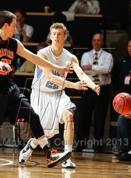 Thumbnail 3 in Valor Christian vs. Lewis-Palmer (CHSAA 4A Final) photogallery.