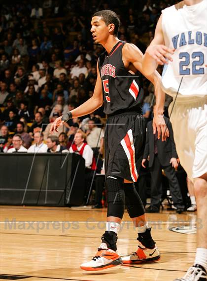 Thumbnail 1 in Valor Christian vs. Lewis-Palmer (CHSAA 4A Final) photogallery.