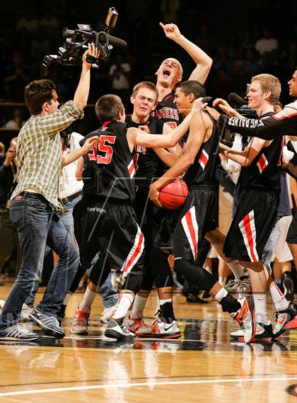 Thumbnail 3 in Valor Christian vs. Lewis-Palmer (CHSAA 4A Final) photogallery.