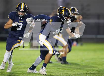 Thumbnail 3 in Bell Gardens vs Alhambra photogallery.