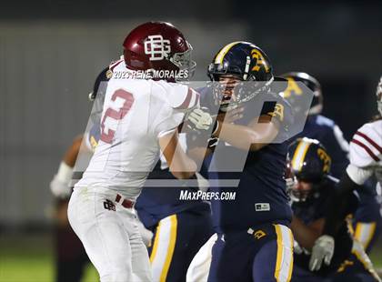 Thumbnail 3 in Bell Gardens vs Alhambra photogallery.