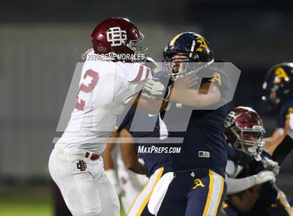 Thumbnail 2 in Bell Gardens vs Alhambra photogallery.