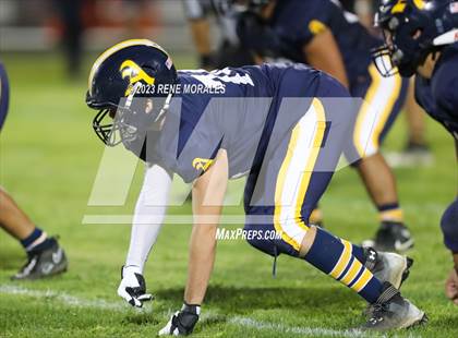 Thumbnail 1 in Bell Gardens vs Alhambra photogallery.