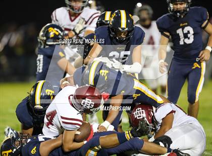 Thumbnail 3 in Bell Gardens vs Alhambra photogallery.
