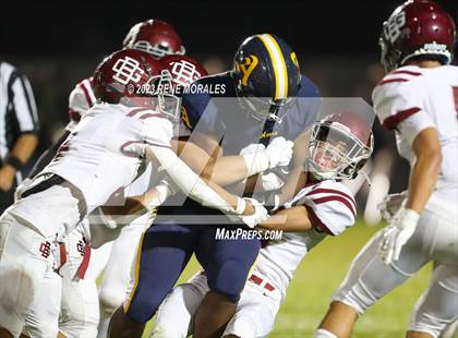 Thumbnail 3 in Bell Gardens vs Alhambra photogallery.