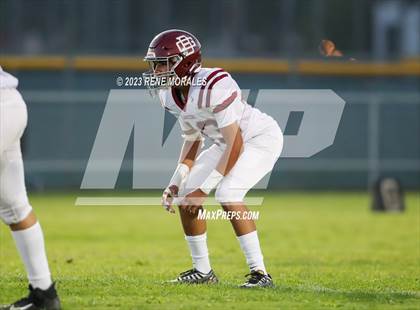 Thumbnail 3 in Bell Gardens vs Alhambra photogallery.