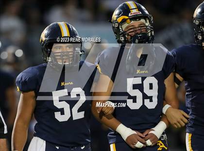 Thumbnail 2 in Bell Gardens vs Alhambra photogallery.