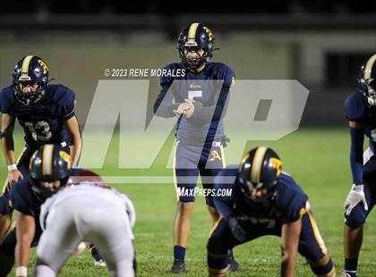 Thumbnail 3 in Bell Gardens vs Alhambra photogallery.