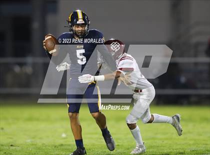 Thumbnail 1 in Bell Gardens vs Alhambra photogallery.