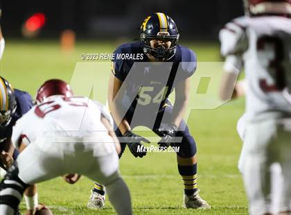 Thumbnail 3 in Bell Gardens vs Alhambra photogallery.