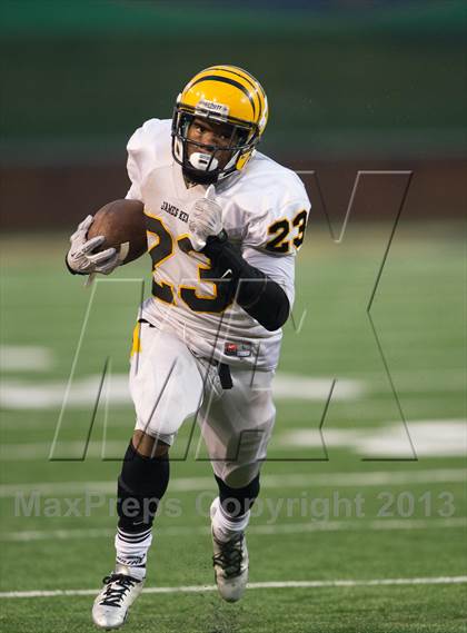 Thumbnail 3 in James Kenan vs. West Montgomery (NCHSAA 1AA Final) photogallery.