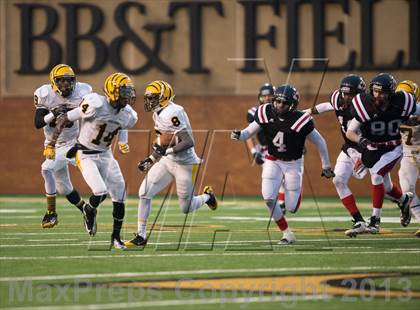 Thumbnail 2 in James Kenan vs. West Montgomery (NCHSAA 1AA Final) photogallery.
