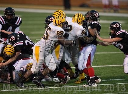 Thumbnail 1 in James Kenan vs. West Montgomery (NCHSAA 1AA Final) photogallery.