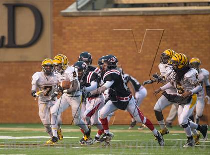 Thumbnail 2 in James Kenan vs. West Montgomery (NCHSAA 1AA Final) photogallery.