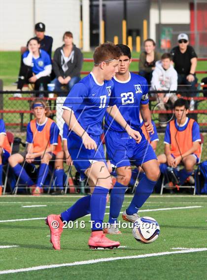 Thumbnail 1 in Covina vs. San Dimas photogallery.