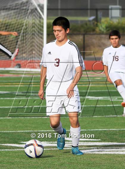 Thumbnail 1 in Covina vs. San Dimas photogallery.