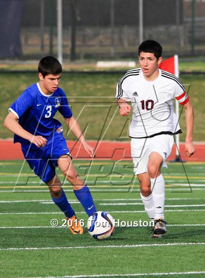 Thumbnail 3 in Covina vs. San Dimas photogallery.