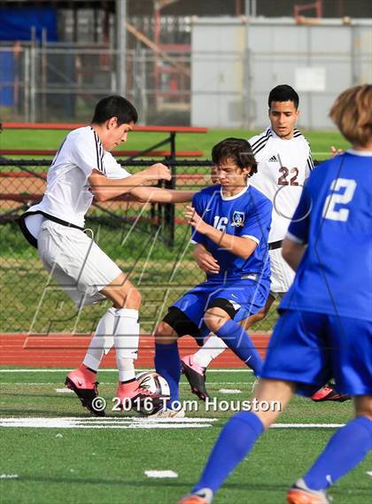 Thumbnail 2 in Covina vs. San Dimas photogallery.