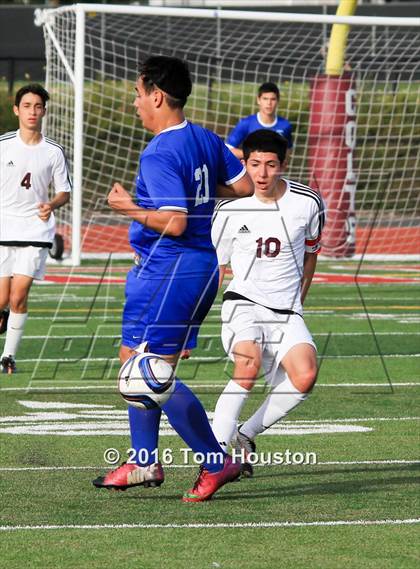 Thumbnail 2 in Covina vs. San Dimas photogallery.