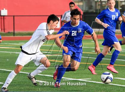Thumbnail 2 in Covina vs. San Dimas photogallery.