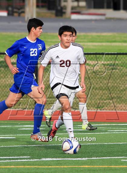 Thumbnail 1 in Covina vs. San Dimas photogallery.