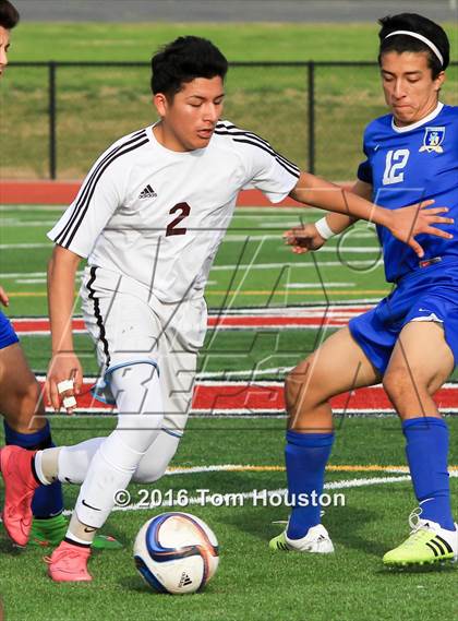 Thumbnail 2 in Covina vs. San Dimas photogallery.