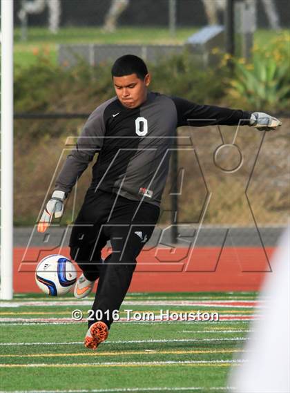 Thumbnail 2 in Covina vs. San Dimas photogallery.