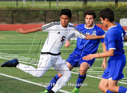 Thumbnail 2 in Covina vs. San Dimas photogallery.