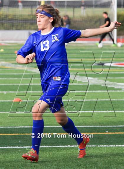 Thumbnail 2 in Covina vs. San Dimas photogallery.