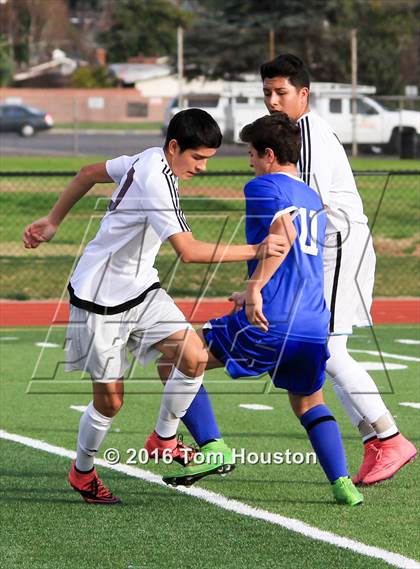 Thumbnail 3 in Covina vs. San Dimas photogallery.