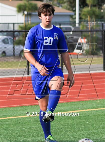 Thumbnail 2 in Covina vs. San Dimas photogallery.
