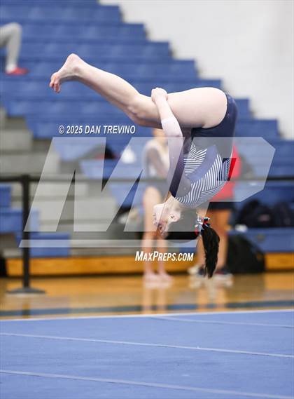 Thumbnail 2 in Southeastern District Meet #2: Grassfield photogallery.