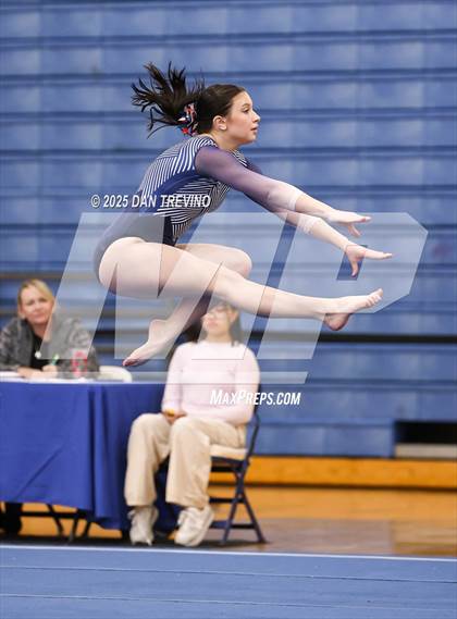 Thumbnail 2 in Southeastern District Meet #2: Grassfield photogallery.