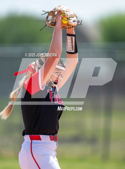Thumbnail 3 in Seven Lakes @ Katy photogallery.