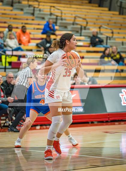 Thumbnail 3 in Bishop Gorman @ Mater Dei photogallery.