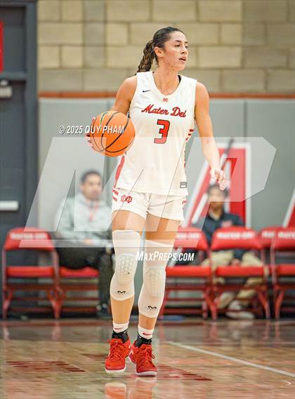 Thumbnail 3 in Bishop Gorman @ Mater Dei photogallery.