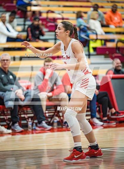 Thumbnail 1 in Bishop Gorman @ Mater Dei photogallery.