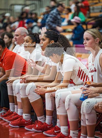 Thumbnail 2 in Bishop Gorman @ Mater Dei photogallery.