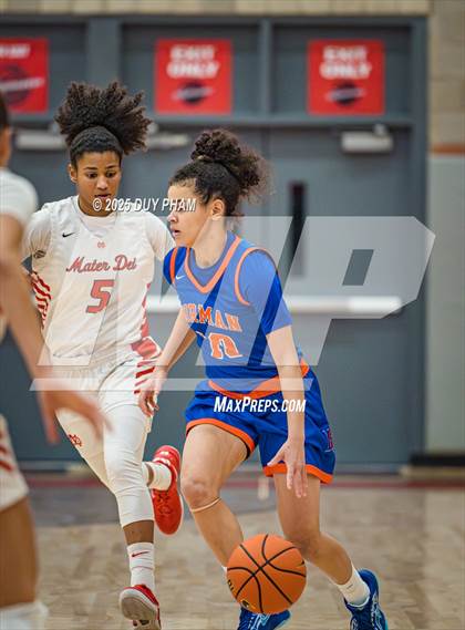 Thumbnail 2 in Bishop Gorman @ Mater Dei photogallery.