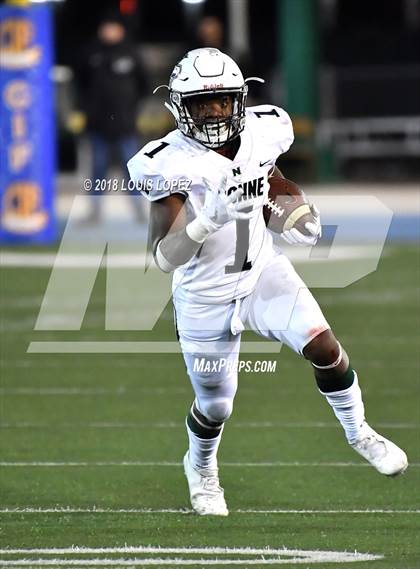 Thumbnail 2 in Narbonne vs. Pittsburg (CIF State D1-A Final) photogallery.