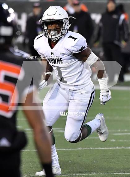 Thumbnail 3 in Narbonne vs. Pittsburg (CIF State D1-A Final) photogallery.